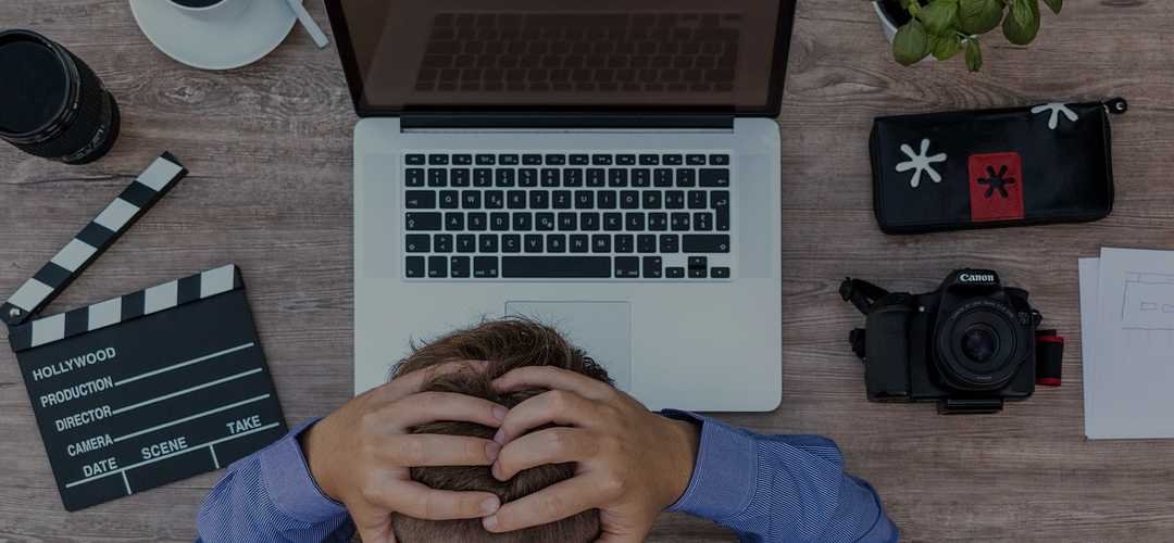 Overcoming Creative Blocks with Phrase Generators Sparks New Ideas